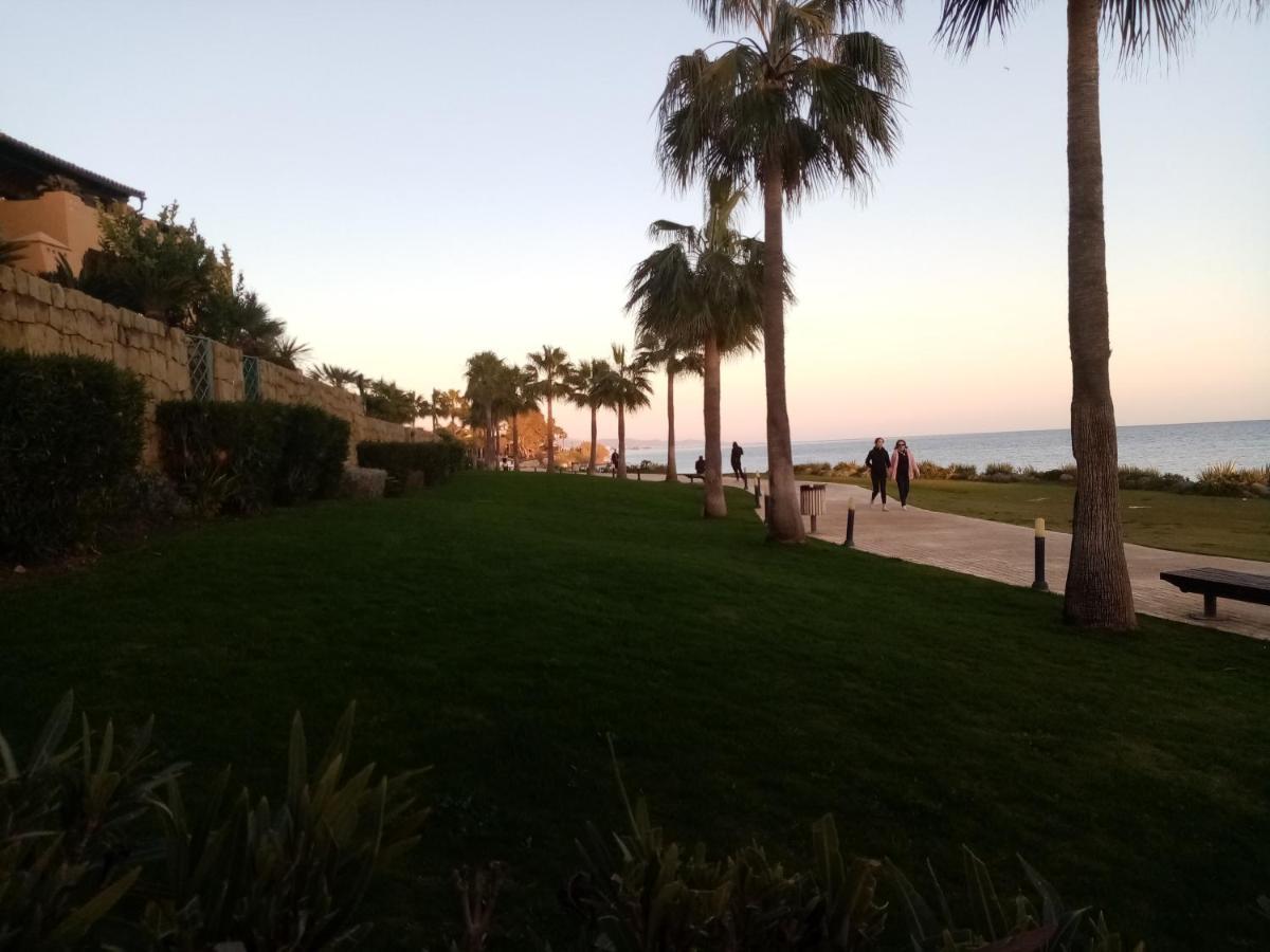 Beach Bungalow Port,Free Parking Estepona Dış mekan fotoğraf