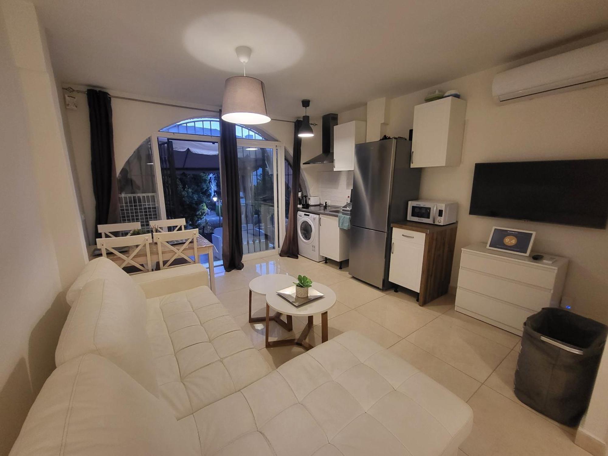 Beach Bungalow Port,Free Parking Estepona Dış mekan fotoğraf