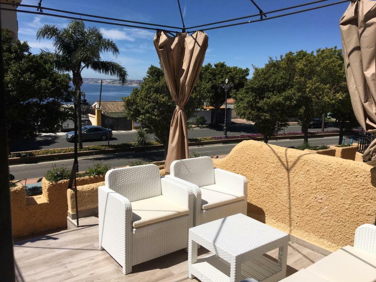 Beach Bungalow Port,Free Parking Estepona Dış mekan fotoğraf