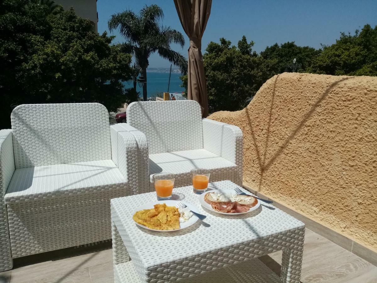 Beach Bungalow Port,Free Parking Estepona Dış mekan fotoğraf